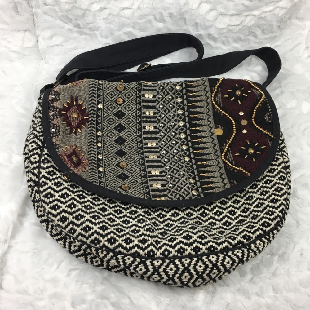 🎀Earthbound Beaded Crossbody Bag🎀